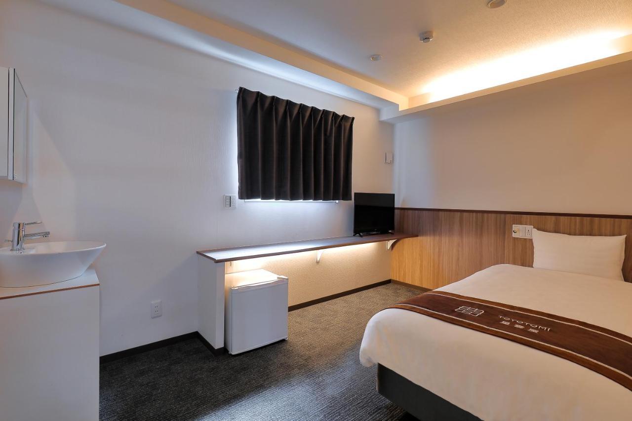 Ostay Namba Minami Hotel Toyotomi Skybird Осака Экстерьер фото