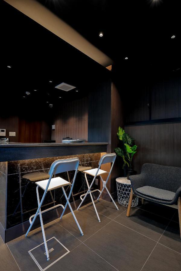 Ostay Namba Minami Hotel Toyotomi Skybird Осака Экстерьер фото